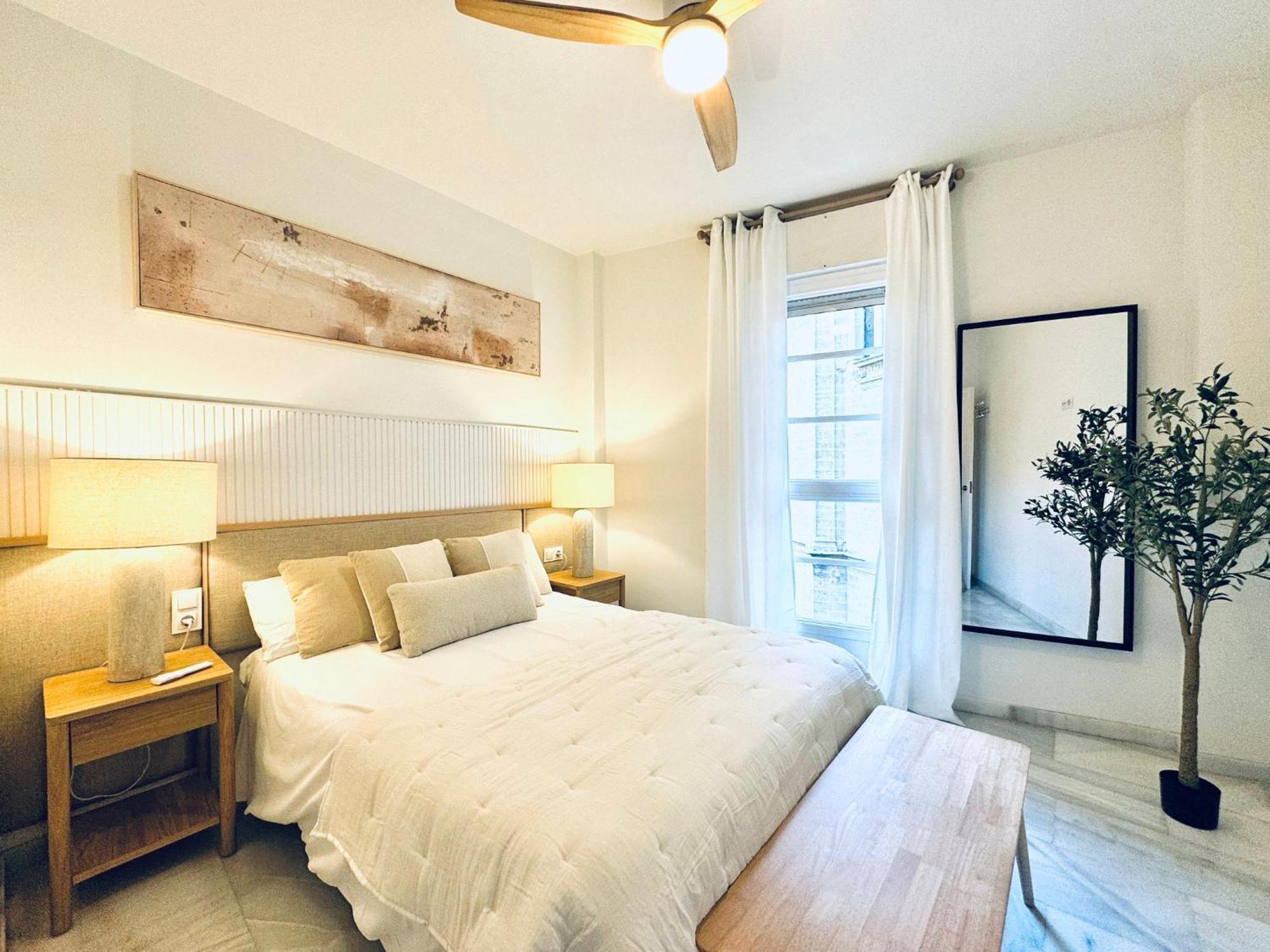 Nuevo Cathedral Deluxe Sinesedesignhomes Apartment Málaga